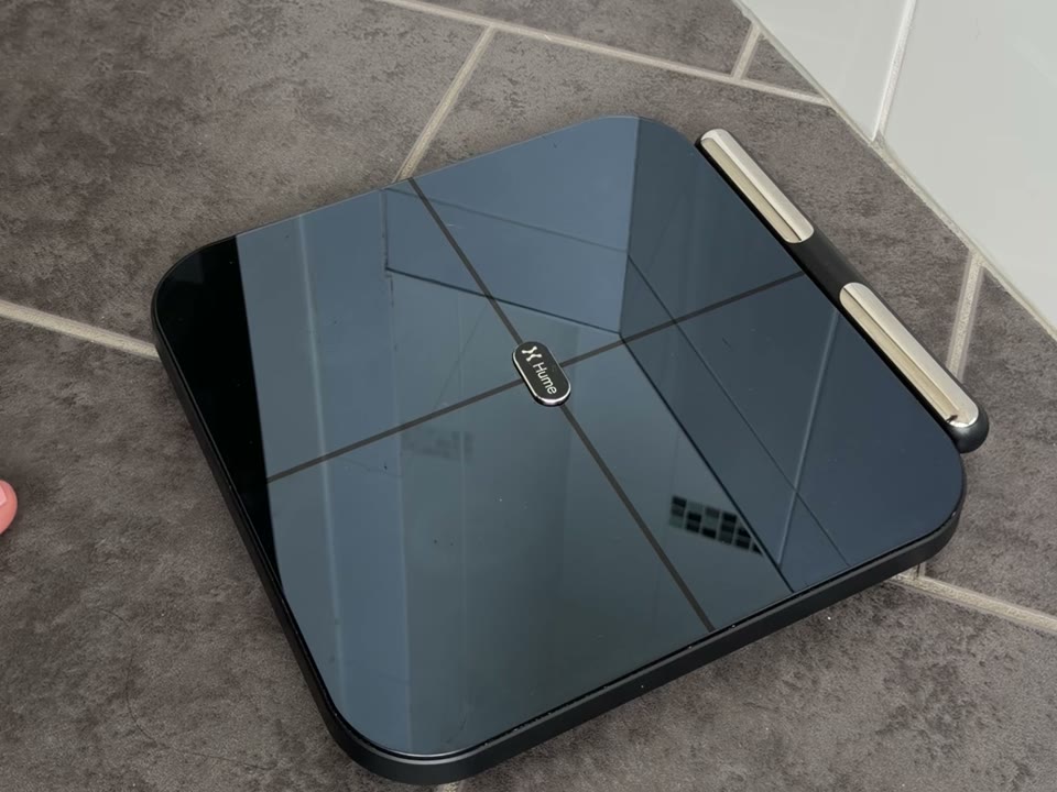 Hume Pod on a bathroom floor